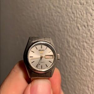Women’s Seiko Automatic bracelet watch. Vintage.